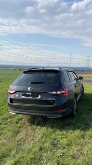 Škoda Superb 3 /2.0TDi/140Kw/4x4/Plný Servis/1.Maj/Sportline - 2