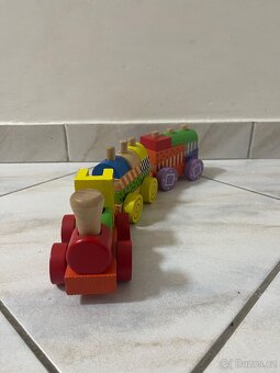 Dřevěný vláček Woody. - 2