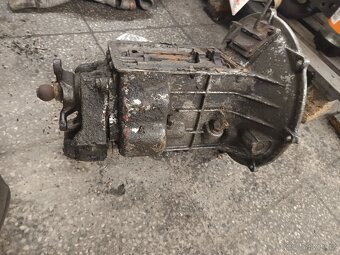 Prodám převodovku Stará Škoda Octavia - 2