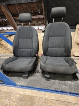 Sedačky Audi A4 b7 - 2