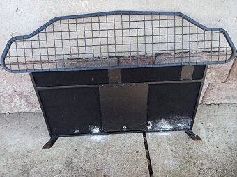 Dělící přepážka Audi A4 - 2