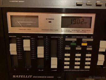 REZERVACE GRUNDIG Satellit 4000 - 2