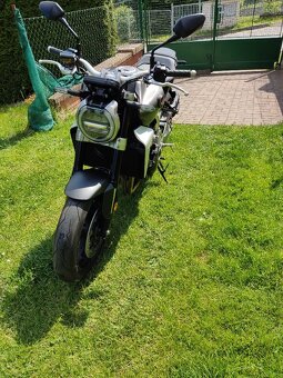 Honda CB 1000 R ABS Neo Sports (2019) stav nové, 9000km - 2