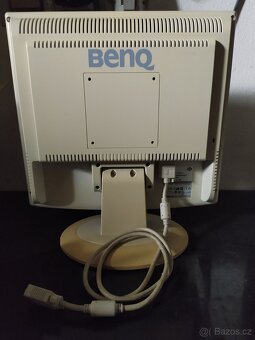 BenQ FP767 skvělé parametry,17palců,Integrované reproduktory - 2