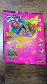 Puzzle totally Spies špionky - 2