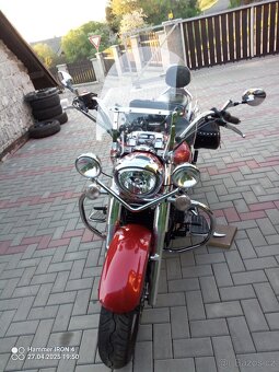 YAMAHA XVS 1300A Midnight Star - 2