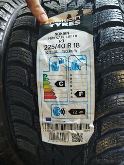 Zimní pneu =NOKIAN= 225/40 R18 - 2