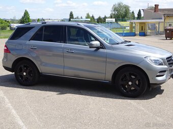 Mercedes Benz ML 350 CDI Bletec 4Matic r.v.2013 - 2