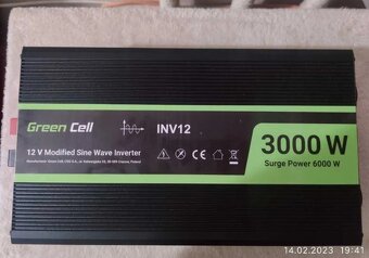 Měnič napětí Green Cell 12V - 230V, 3000W / 6000W - 2