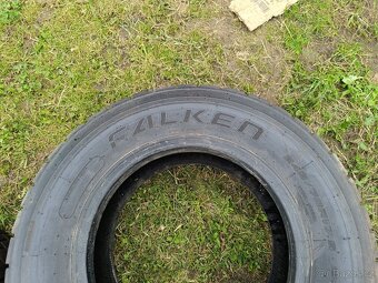 Pneumatiky 245/70 R 17,5 - 2
