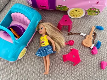 Barbie karavan Chelsea - 2