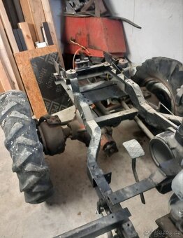 Malotraktor domácí výroby 4x4 - 2