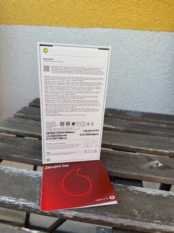 Nerozbalený iPhone 16 Pro, 256 Gb, pouštní Titan - 2