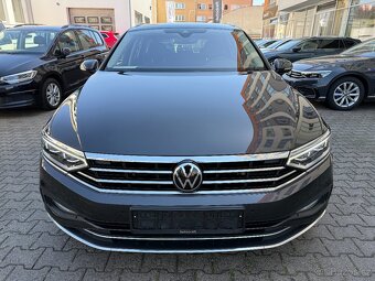 VW Passat B8 Variant Elegance 2.0TDI 110kW DSG Matrix ACC Qi - 2