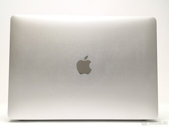 ZÁRUKA/MacbookAir13.3"/M1/8GB RAM/256GB SSD/CZ - 2
