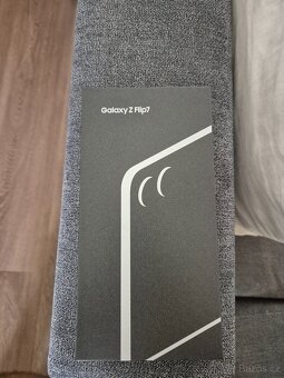 Samsung galaxy Z flip 7 512 gb. Mint - 2
