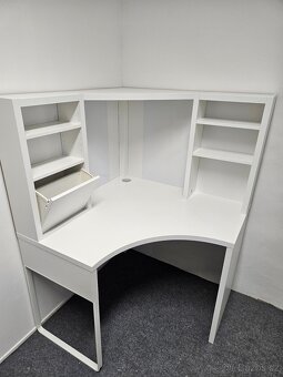 Psací stůl rohový IKEA - 2