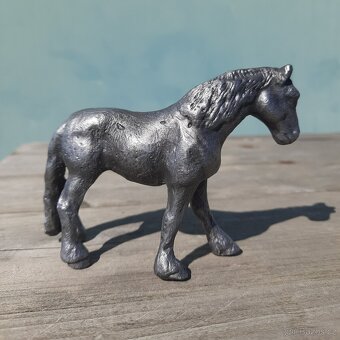 Cínová figurka, těžítko - chladnokrevník - 2