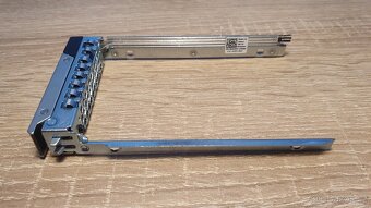 Dell Hot Swap rámeček 2,5" pro servery Dell PowerEdge - 2