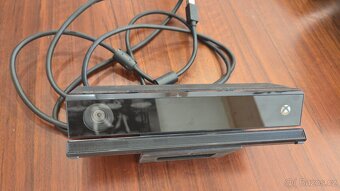 Xbox Kinect + adaptér + hry - 2