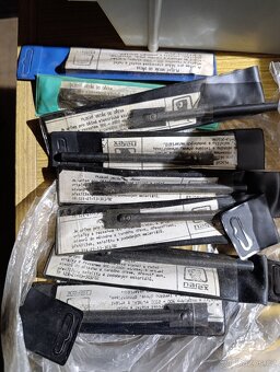 Ploché vrtáky na dřevo , sukovníky, dláta,frézy do dlabačky. - 2