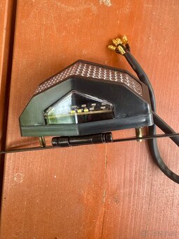 Zadní LED světlo s osvětlením SPZ - 2