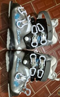 Lyžařské boty velikost 285mm - 2