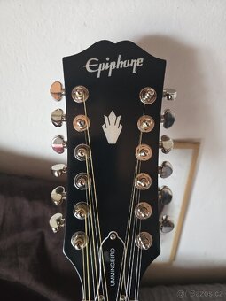Nová elektroakustická kytara 12 strun - 2
