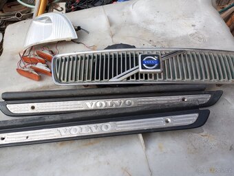 doplnky na Volvo 40 - 2