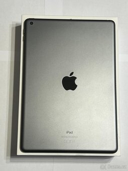 iPad 8 generace 32GB Space Gray Top Stav - 2