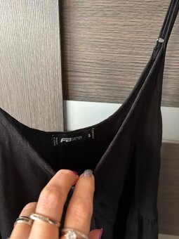 Dámské oblečení - 2