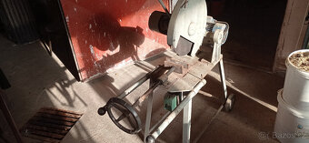 Pila na hutní materiál - 2