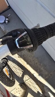 Dětské kolo specialized - 2