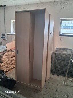 Kancelářský nábytek - 2