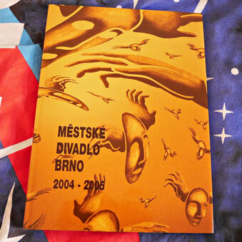 Městské divadlo Brno 2004 - 2005 - 2