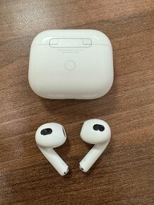 Apple AirPods bezdrátová sluchátka s MagSafe (2021) 3.gen - 2