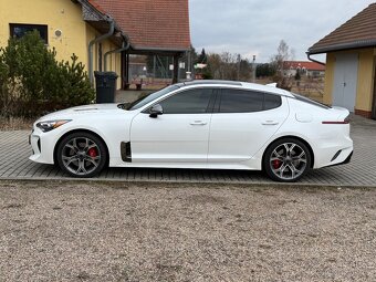 Kia Stinger 3.3 v6 Benzin 272kW r.v 2018 - 2