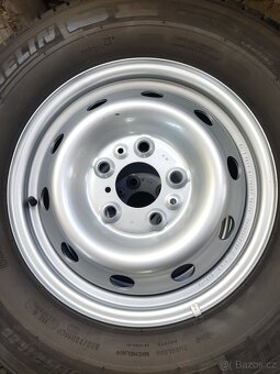 Komplety pneu 225/75R16 - 2