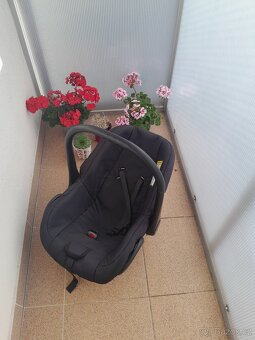 Autosedačka pro miminko - 2