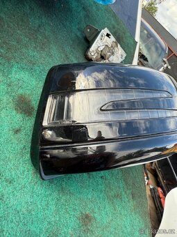 Pravé zpětné zrcátko Mercedes w212 kompletní - 2