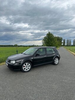Volkswagen Golf IV. 1.4 16V 55kw benzín - 2