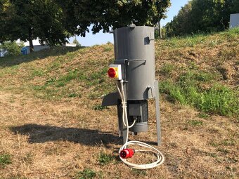 ŠROTOVAČ NA OVOCE 1.1 kW - 2