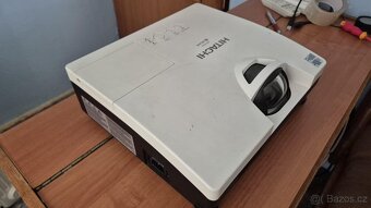 Projektor Hitachi CP-D10 - 2