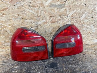 ZADNÍ SVĚTLA AUDI A3 8L - 2