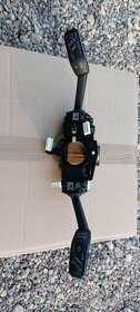 Prodám páčky pod volant na Tourana 5T 5Q0.953.507.GS - 2