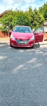 Peugeot 208 1.0 VTi 15000 km - 2