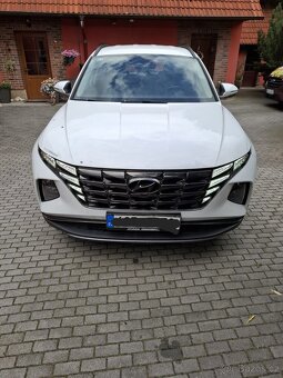 Hyundai Tuscon - 2