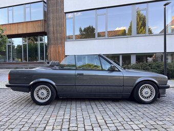 BMW E30 325i cabrio - 2