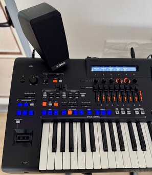 Yamaha Genos2 XL - 2