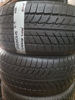 235/45r19 nové zimní godride - 2
